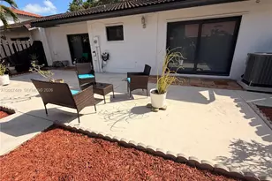 6641 NW 174th Terrace, Hialeah, FL 33015 - Photo 24