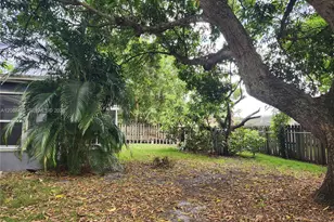 6570 Thomas St, Hollywood, FL 33024 - Photo 2