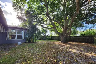 6570 Thomas St, Hollywood, FL 33024 - Photo 14