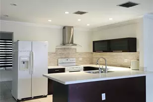 6570 Thomas St, Hollywood, FL 33024 - Photo 4