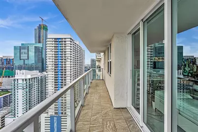 1155 Brickell Bay Dr #3211, Miami, FL 33131 - Photo 16