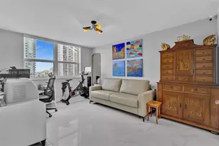 1155 Brickell Bay Dr, Miami, FL 33131 - Photo 10