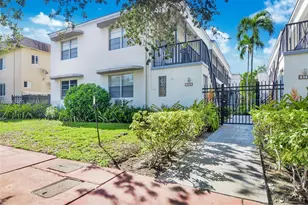 974 Biarritz Dr, Miami Beach, FL 33141 - Photo 4