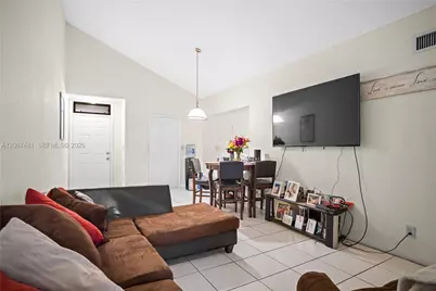 213 Lake Pointe Dr #203, Oakland Park, FL 33309 - Photo 8