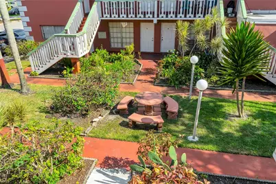 2201 NW 64th Ave #5, Sunrise, FL 33313 - Photo 8
