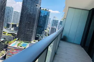 1010 Brickell Ave, Miami, FL 33131 - Photo 10