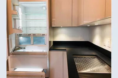 1010 Brickell Ave #3608, Miami, FL 33131 - Photo 4