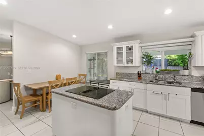9840 NW 28th Ter, Doral, FL 33172 - Photo 14