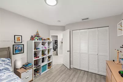 9840 NW 28th Ter, Doral, FL 33172 - Photo 24