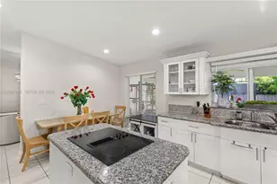 9840 NW 28th Terrace, Doral, FL 33172 - Photo 18