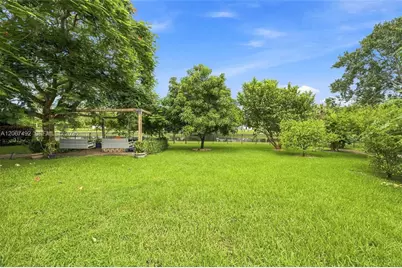 3829 Gulfstream Way, Davie, FL 33328 - Photo 52