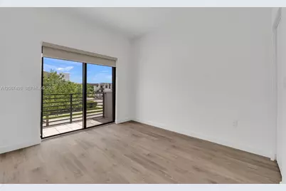 582 NE 207th St #582, Miami, FL 33179 - Photo 32