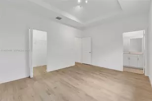 582 NE 207th St, Miami, FL 33179 - Photo 26