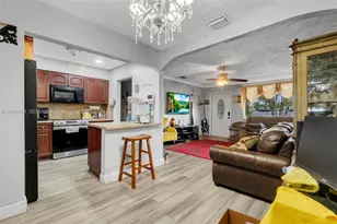 6921 Taylor St, Hollywood, FL 33024 - Photo 4