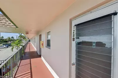 200 Bonnie Blvd #128, Palm Springs, FL 33461 - Photo 2