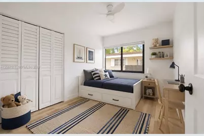 220 SW 32nd Ave #FRONT, Miami, FL 33135 - Photo 6