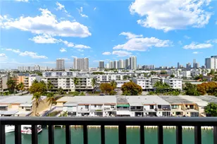 3703 NE 166th St, North Miami Beach, FL 33160 - Photo 16