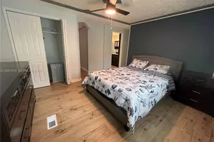 8709 SW 15th St, Davie, FL 33324 - Photo 8
