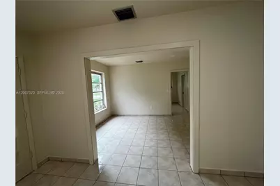 3351 SW 18th St #3351, Miami, FL 33145 - Photo 10