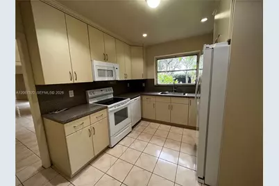 3351 SW 18th St #3351, Miami, FL 33145 - Photo 1