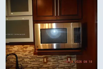 4800 Bayview Dr #802, Fort Lauderdale, FL 33308 - Photo 18