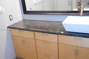 4800 Bayview Dr, Fort Lauderdale, FL 33308 - Photo 28