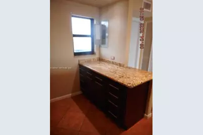 4800 Bayview Dr #802, Fort Lauderdale, FL 33308 - Photo 14
