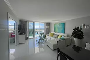 5001 Collins Ave, Miami Beach, FL 33140 - Photo 12