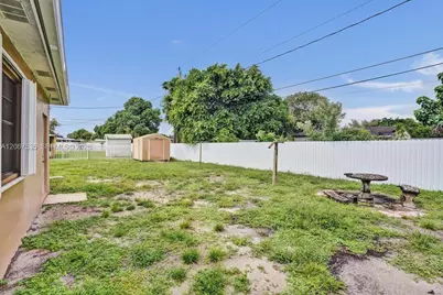 16520 NW 18th Ave, Miami Gardens, FL 33054 - Photo 32