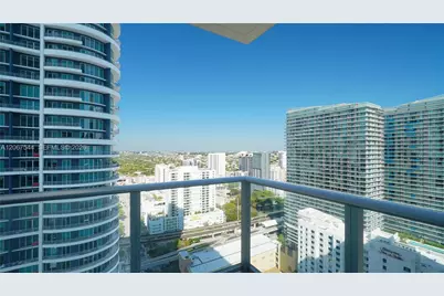 1300 S Miami Ave #2610, Miami, FL 33130 - Photo 12