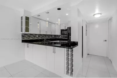 200 172nd St #112, Sunny Isles Beach, FL 33160 - Photo 6