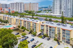 200 172nd St, Sunny Isles Beach, FL 33160 - Photo 28