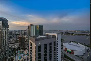 159 NE 6th St, Miami, FL 33132 - Photo 34