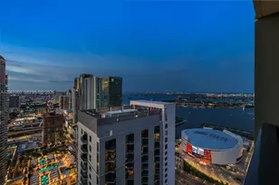 159 NE 6th St, Miami, FL 33132 - Photo 10