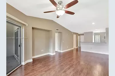 4847 Via Palm Lks #1021, West Palm Beach, FL 33417 - Photo 4