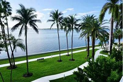 1541 Brickell Ave #A3302, Miami, FL 33129 - Photo 6