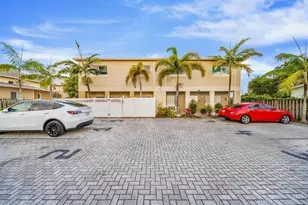 615 NW 10th Terrace, Fort Lauderdale, FL 33311 - Photo 10