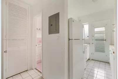 835 Meridian Ave #3, Miami Beach, FL 33139 - Photo 12