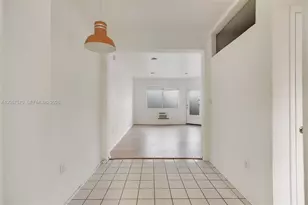 835 Meridian Ave, Miami Beach, FL 33139 - Photo 8