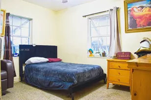 371 W 47th St, Hialeah, FL 33012 - Photo 8