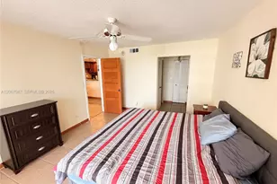 1825 S Ocean Dr, Hallandale Beach, FL 33009 - Photo 16