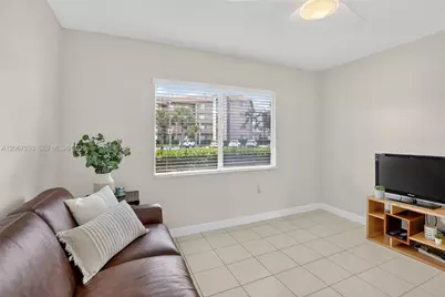 13705 SW 12th St #103B, Pembroke Pines, FL 33027 - Photo 30