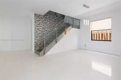 10235 NW 87th Ter, Doral, FL 33178 - Photo 12