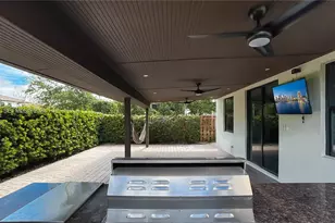10235 NW 87th Terrace, Doral, FL 33178 - Photo 28