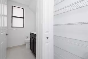 10235 NW 87th Terrace, Doral, FL 33178 - Photo 24