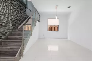 10235 NW 87th Terrace, Doral, FL 33178 - Photo 14