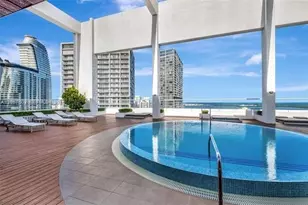 500 Brickell Ave, Miami, FL 33131 - Photo 18