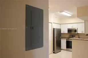 11730 SW 2nd St, Pembroke Pines, FL 33025 - Photo 18