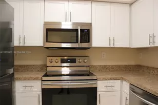 11730 SW 2nd St, Pembroke Pines, FL 33025 - Photo 10