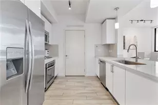 999 SW 1st Ave, Miami, FL 33130 - Photo 8